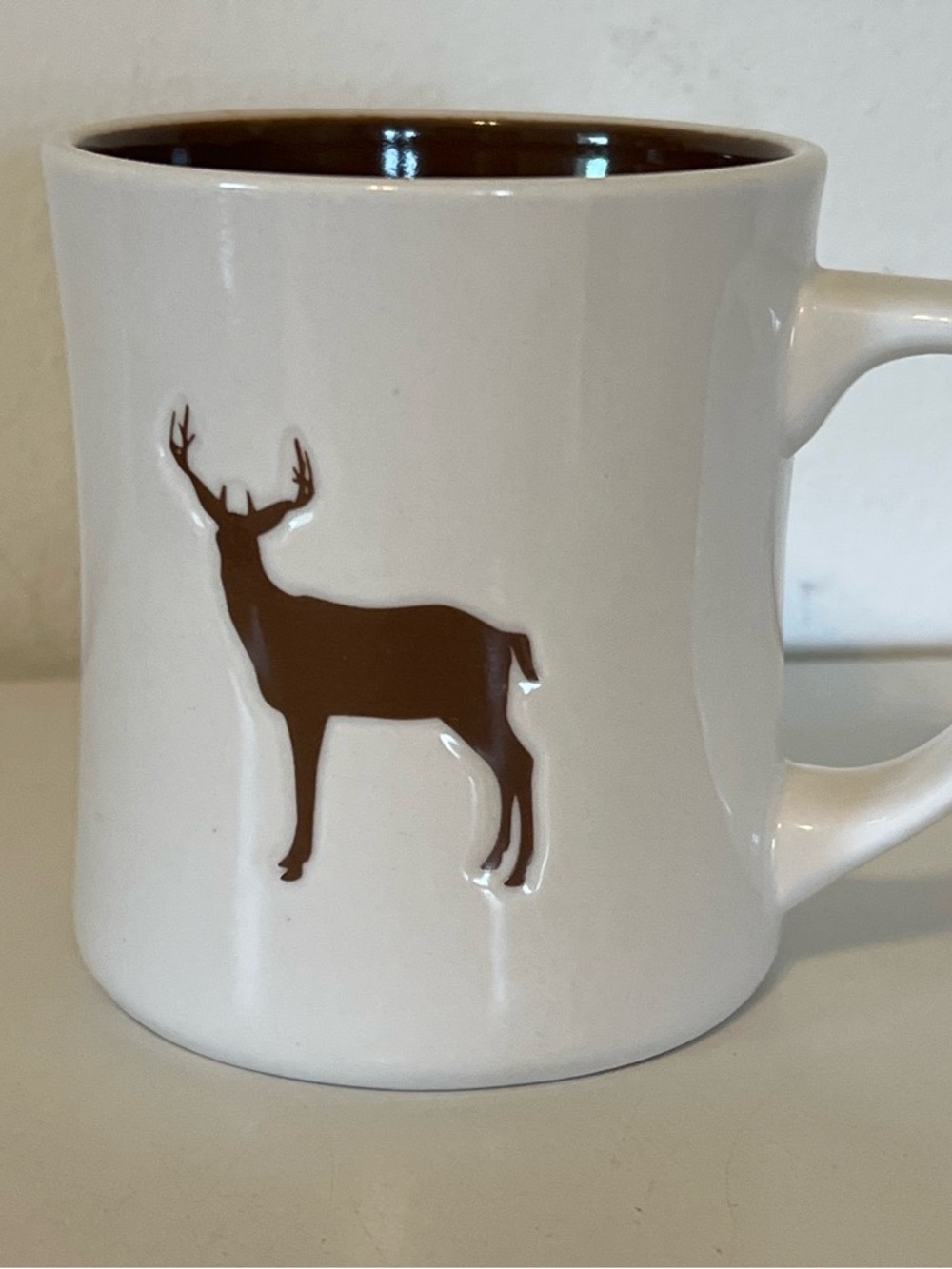 Statbucks Ceramic White and Brown Deer Accent Coffee Mug - Classic Home Dining